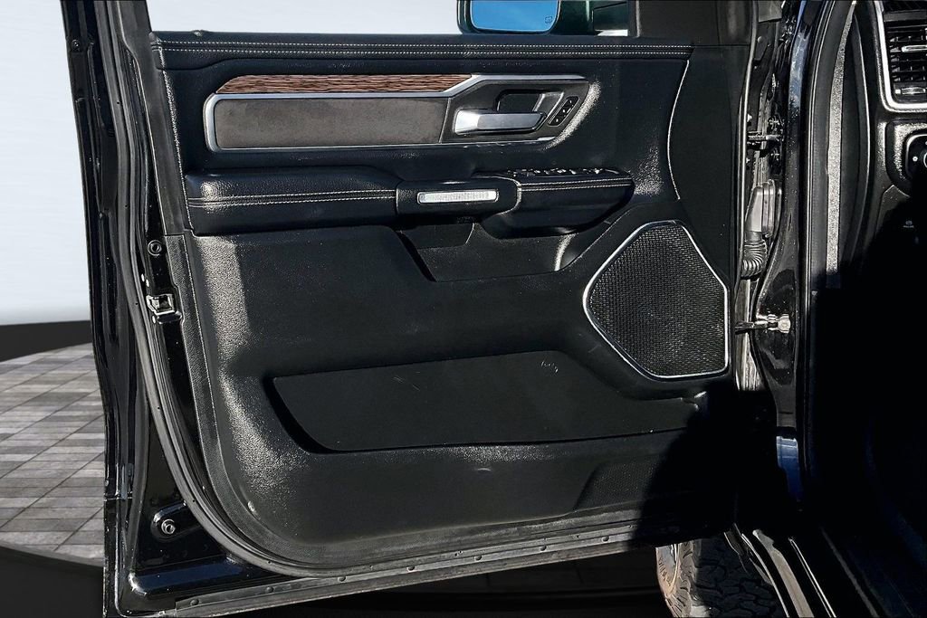 Certified 2019 RAM 1500 Laramie image 13