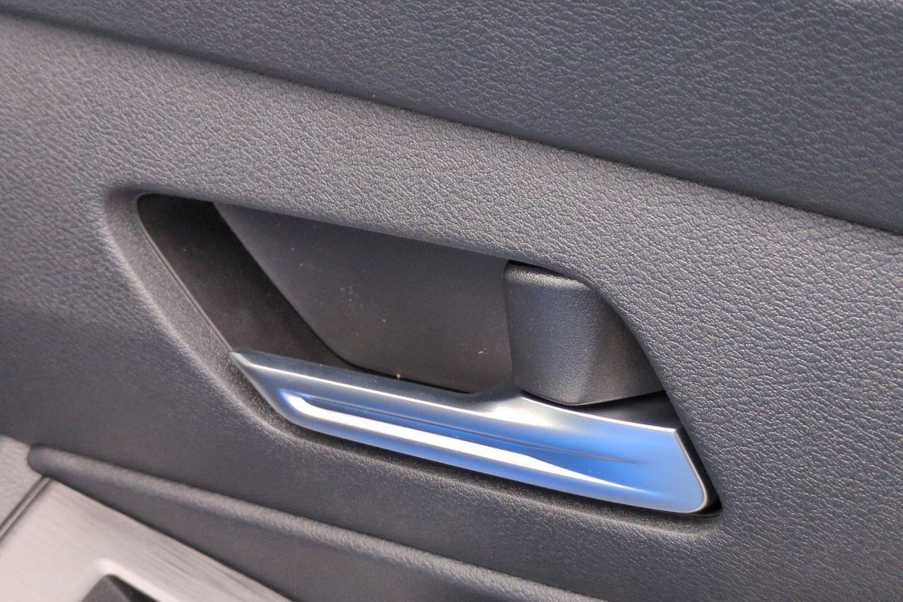 New 2026 Nissan Sentra SR w/ Floor Mat Package FWD image 32