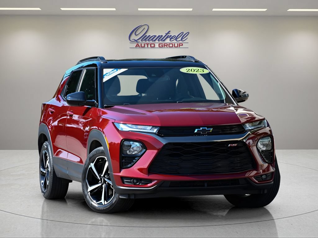 Used 2023 Chevrolet TrailBlazer RS w/ Convenience Package FWD image 1