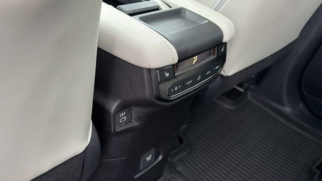 Certified 2025 Toyota Grand Highlander FWD image 25