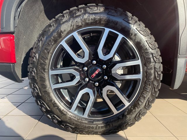 Certified 2025 GMC Sierra 1500 AT4 w/ AT4 Premium Package image 24