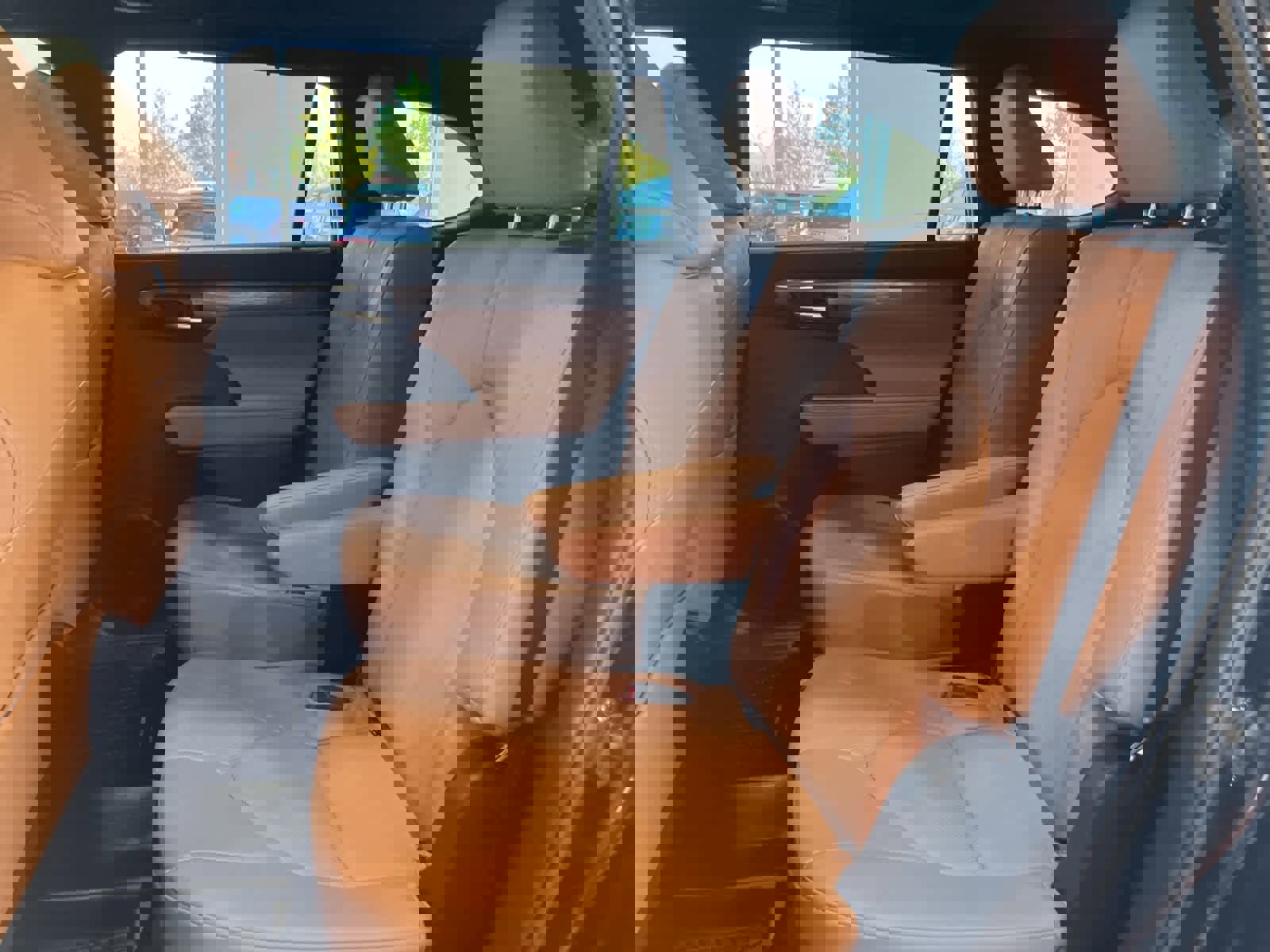 Used 2023 Toyota Highlander L image 29