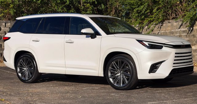 Certified 2024 Lexus TX 350 AWD w/ Technology Package image 2