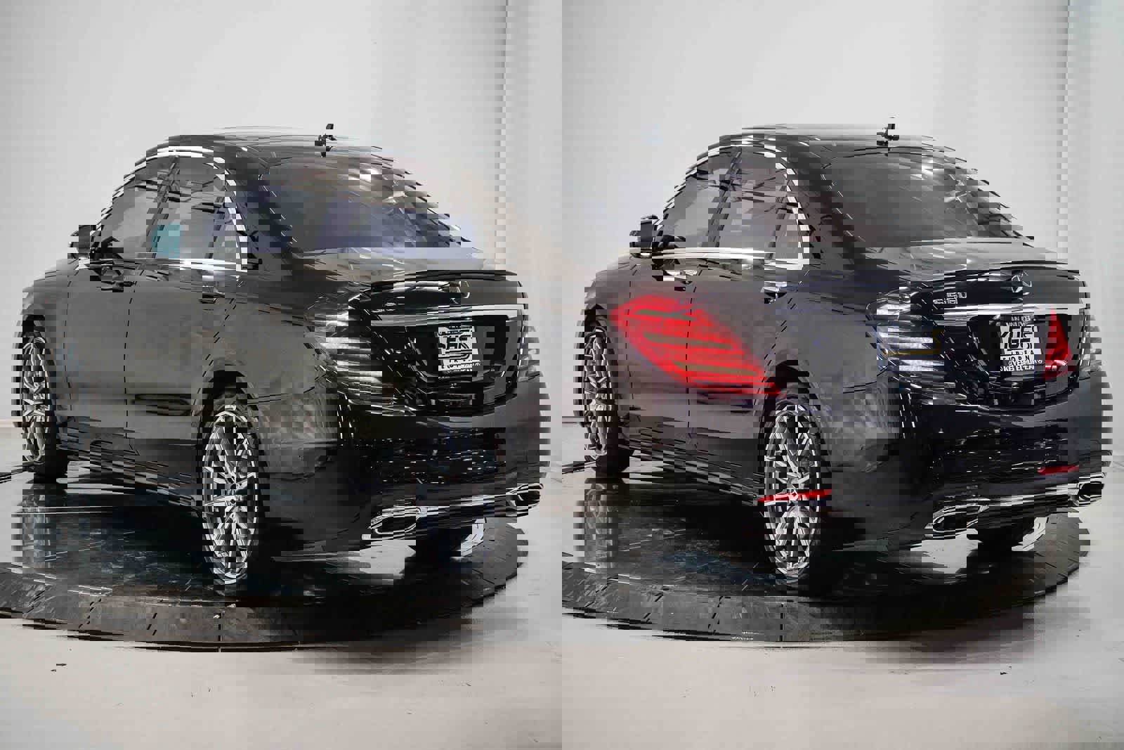 Used 2020 Mercedes-Benz S 560 Sedan image 2