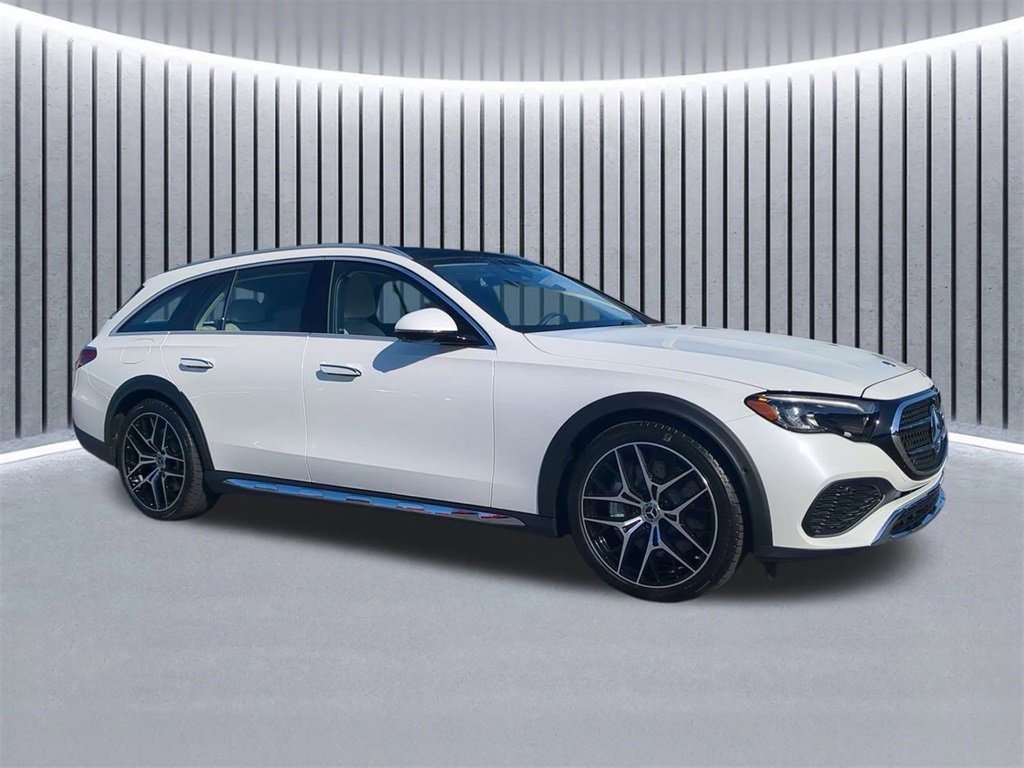 Used 2025 Mercedes-Benz E 450 4MATIC All-Terrain Wagon image 3