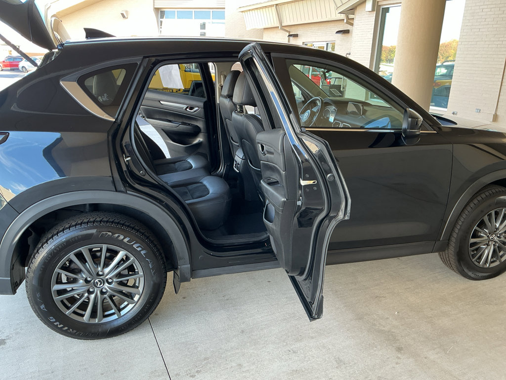 Used 2019 MAZDA CX-5 Touring image 15