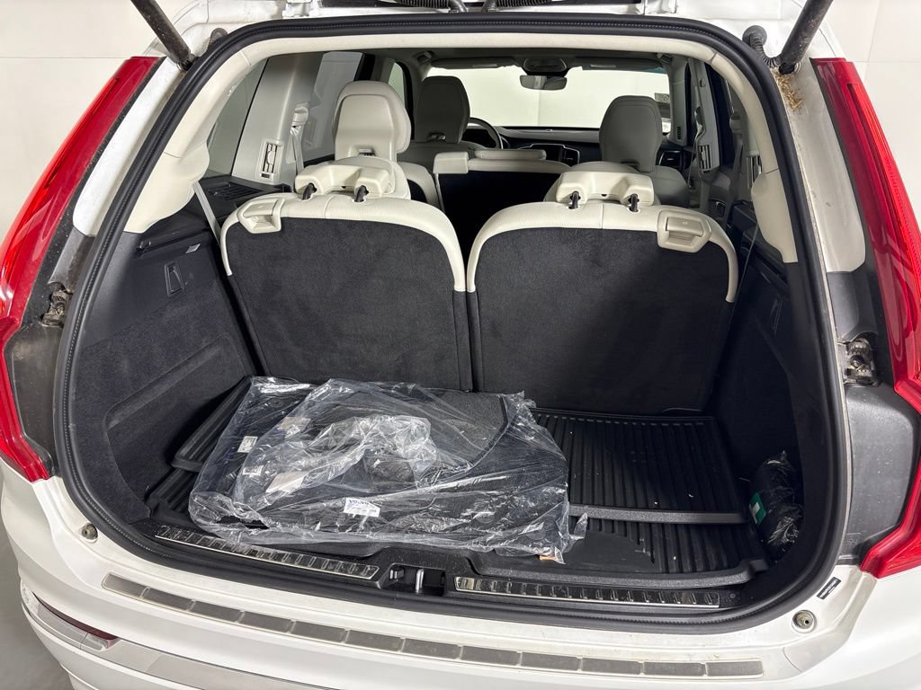 Certified 2025 Volvo XC90 B6 Plus w/ Protection Package Premier AWD/4WD image 23
