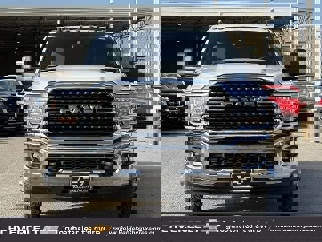 Used 2024 RAM 3500 Big Horn image 3