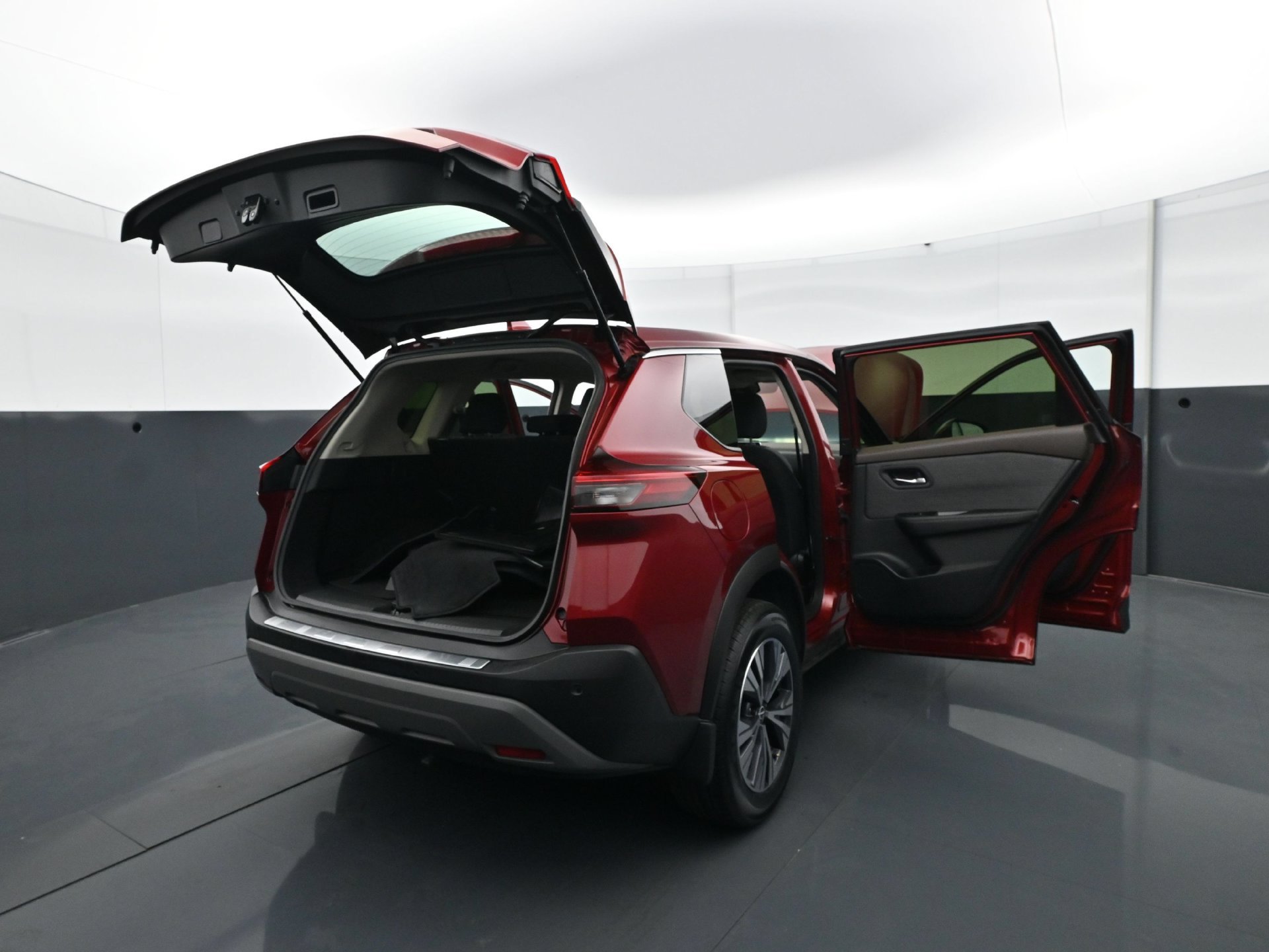 Used 2023 Nissan Rogue SV AWD/4WD image 32