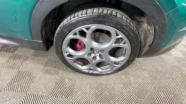 Used 2024 Alfa Romeo Tonale Ti AWD/4WD image 14