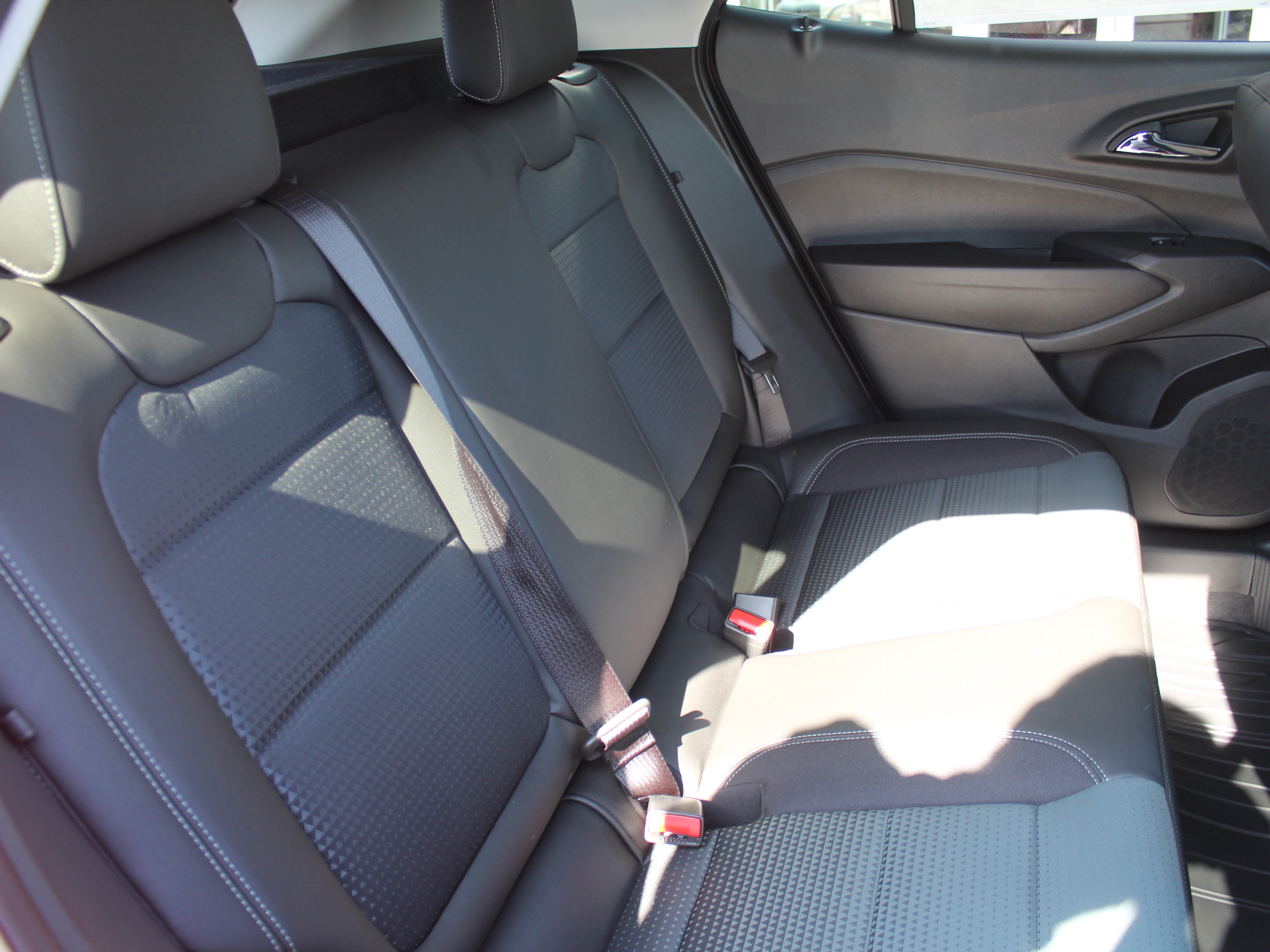 New 2026 Chevrolet Trax LT FWD image 20