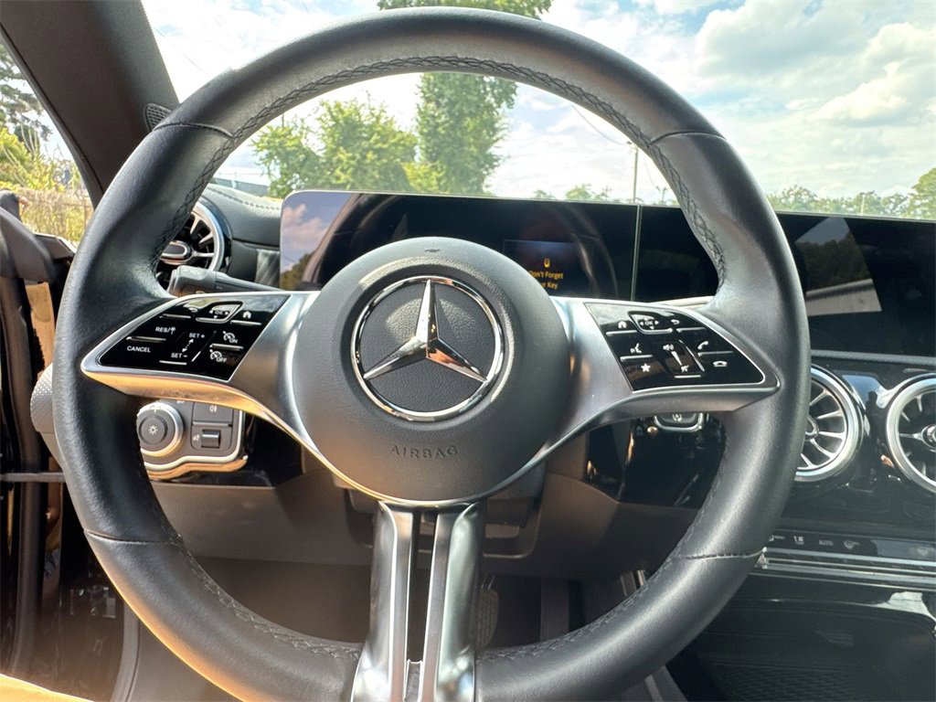 Used 2024 Mercedes-Benz CLA 250 CLA 250 w/ Exclusive Package image 16