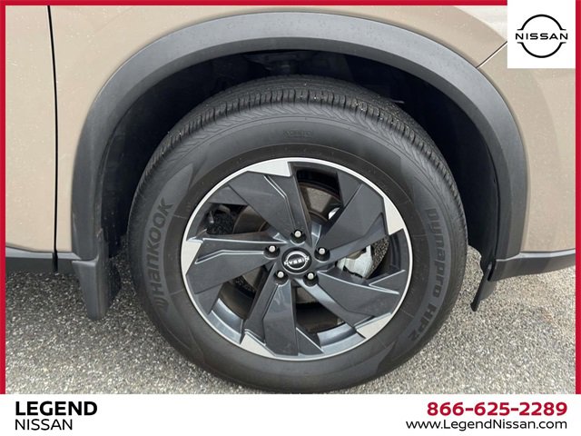 Certified 2024 Nissan Rogue SV image 42