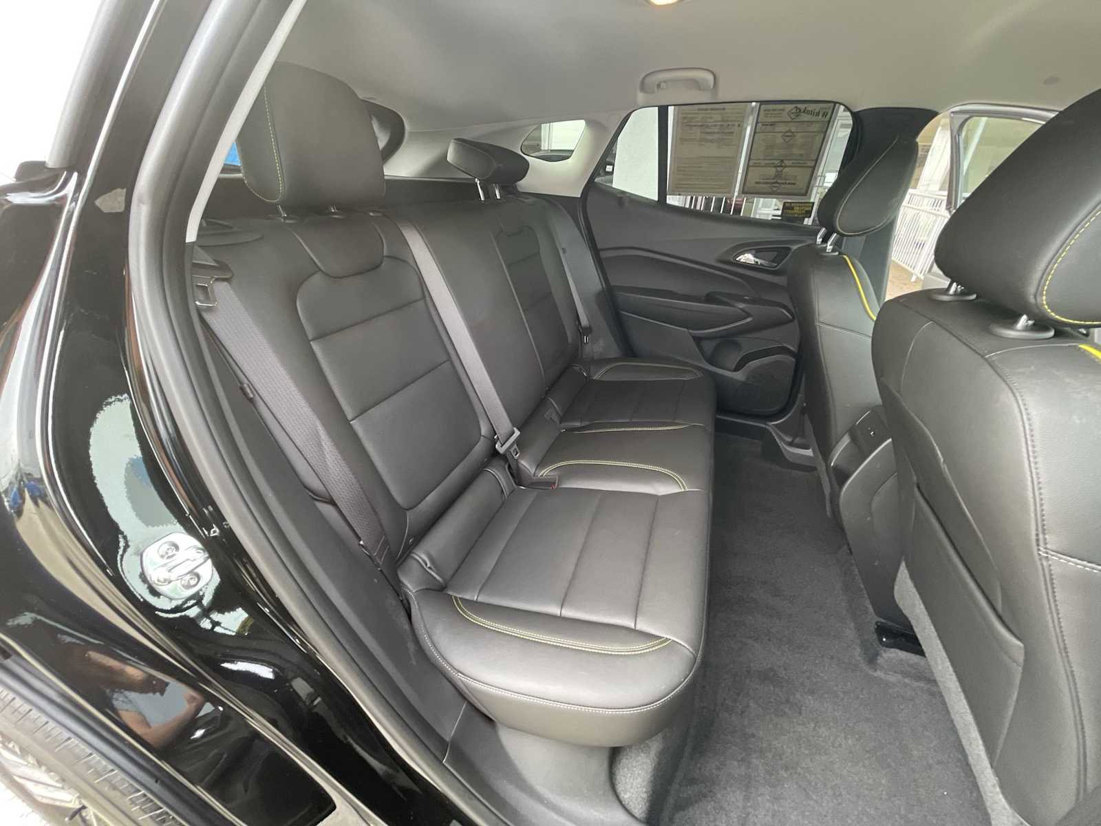 Used 2025 Chevrolet Trax ACTIV w/ Driver Confidence Package image 25