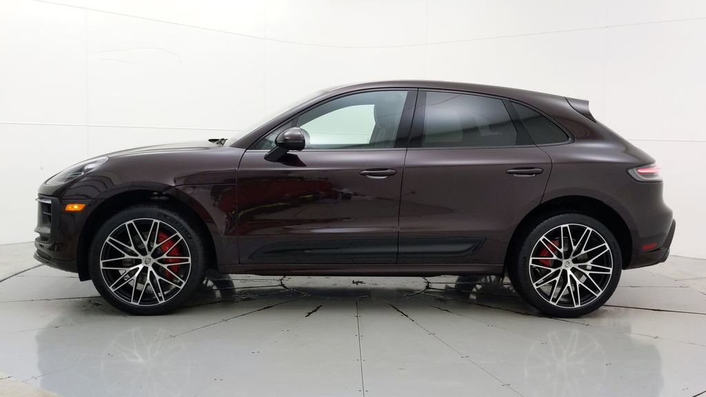 Certified 2024 Porsche Macan S AWD/4WD image 5