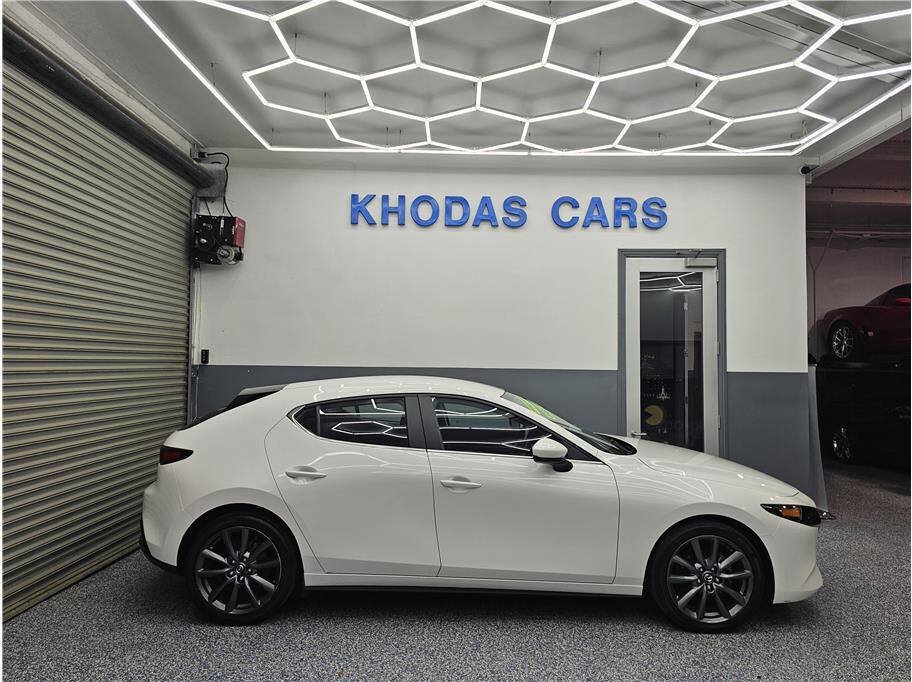 Used 2021 MAZDA MAZDA3 s FWD image 5