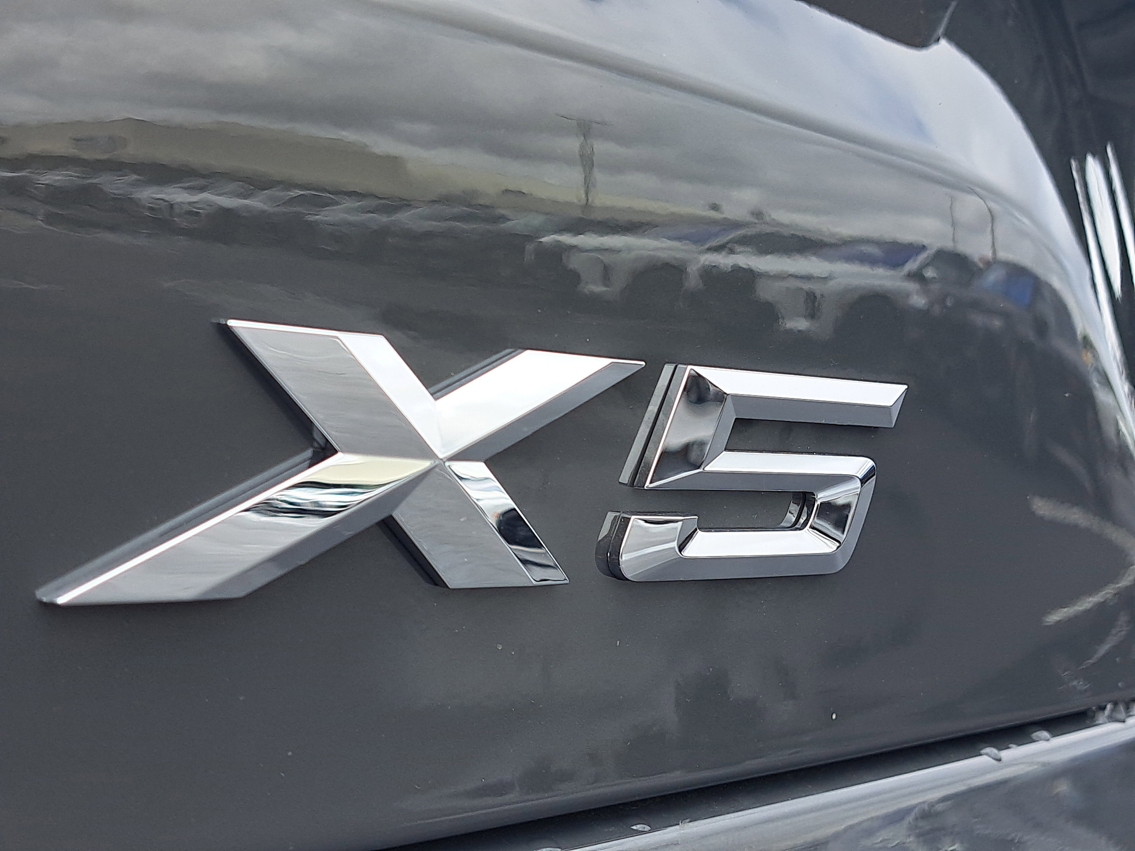 New 2026 BMW X5 xDrive50e w/ M Sport Package image 6