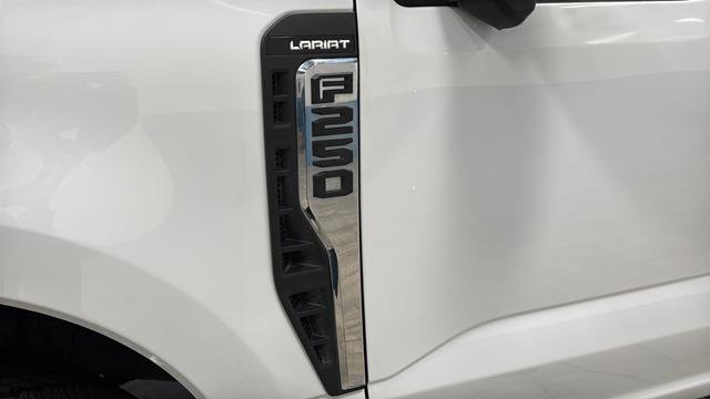 Used 2023 Ford F250 Lariat w/ Lariat Ultimate Package AWD/4WD image 46