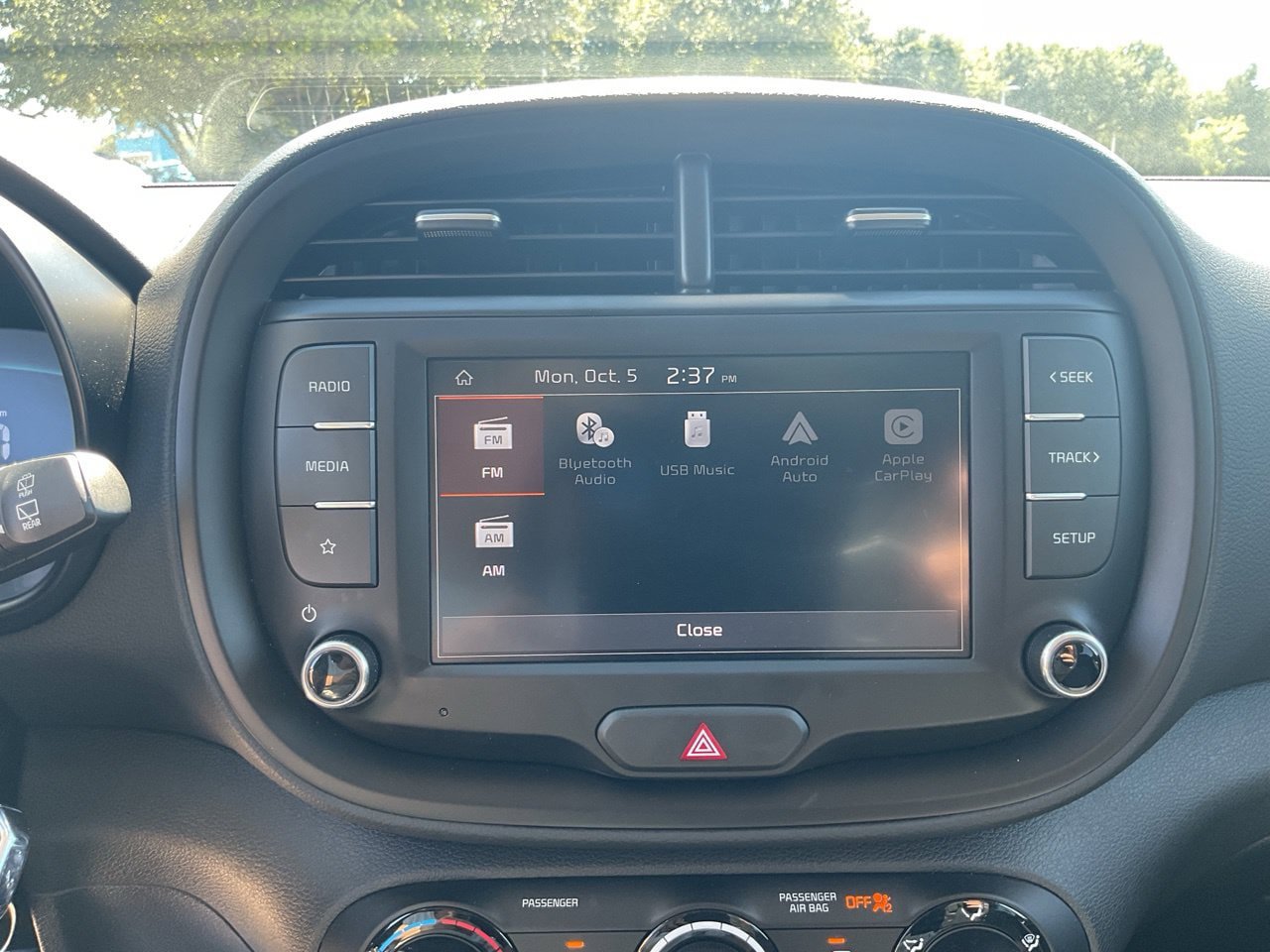 Used 2025 Kia Soul LX w/ LX Technology Package FWD image 30