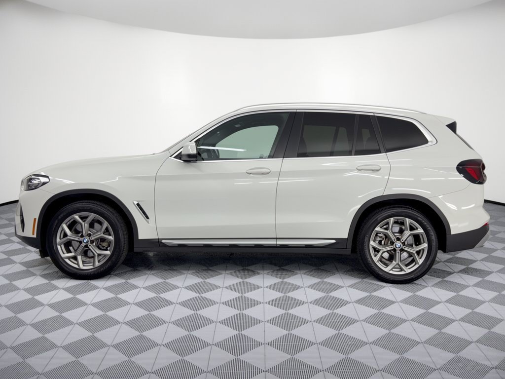 Used 2022 BMW X3 xDrive30i w/ Convenience Package AWD/4WD image 2
