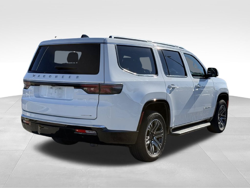 Used 2024 Jeep Wagoneer Series II AWD/4WD image 27