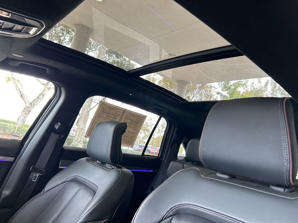 Used 2024 Jeep Wagoneer Launch Edition image 19