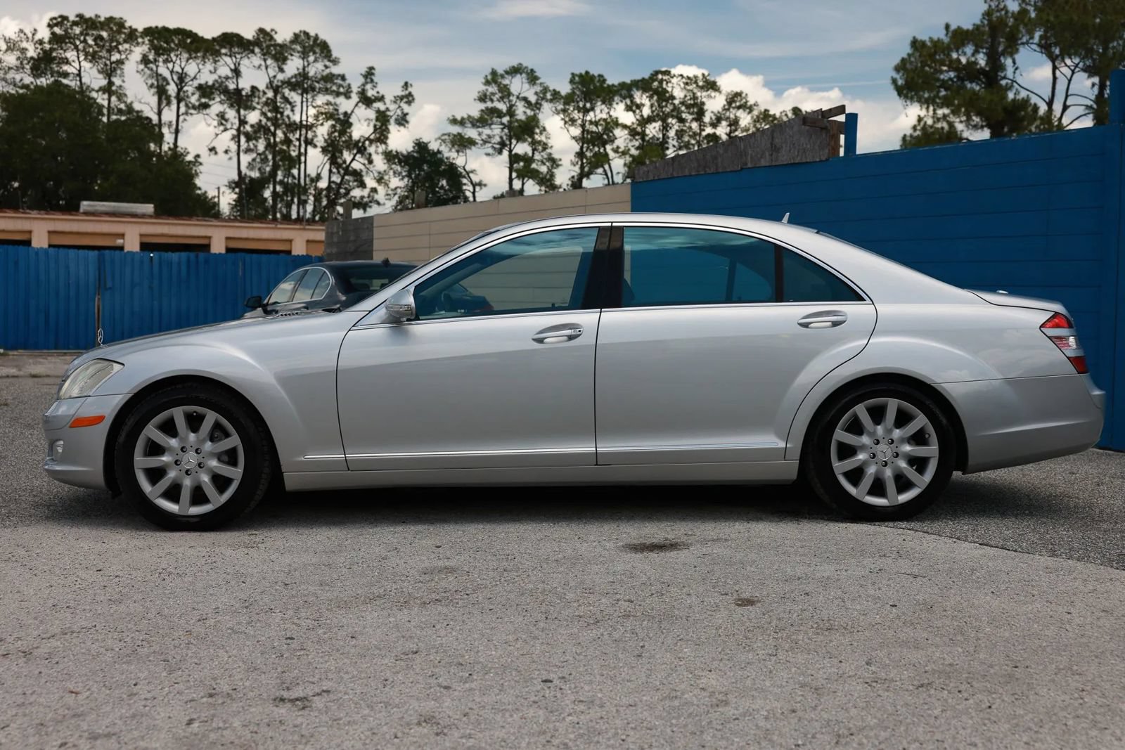 Used 2007 Mercedes-Benz S 550 image 3