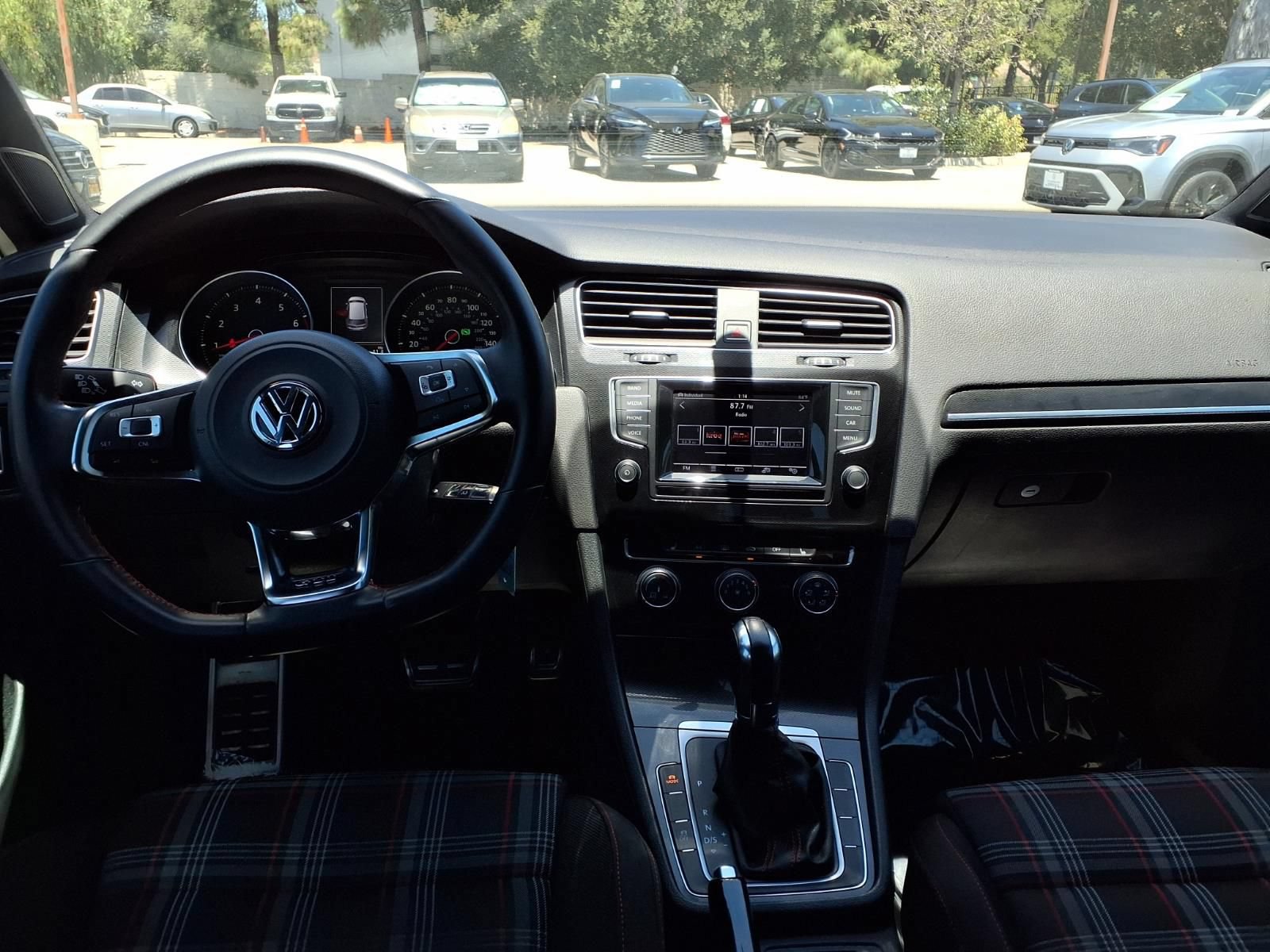 Used 2015 Volkswagen GTI S FWD image 18