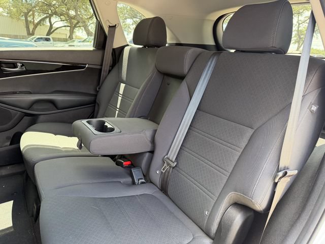 Used 2016 Kia Sorento FWD w/ LX Convenience Package image 17