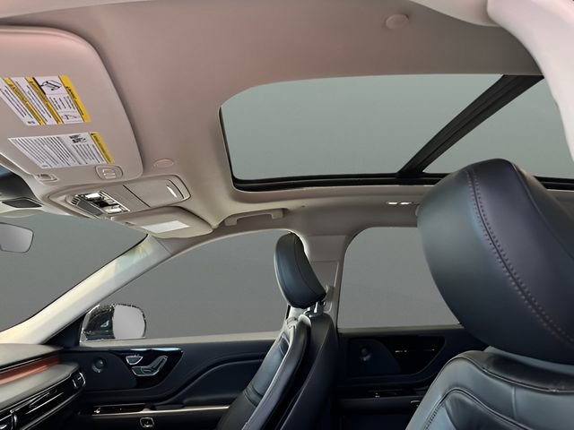 Used 2024 Lincoln Aviator Reserve image 15