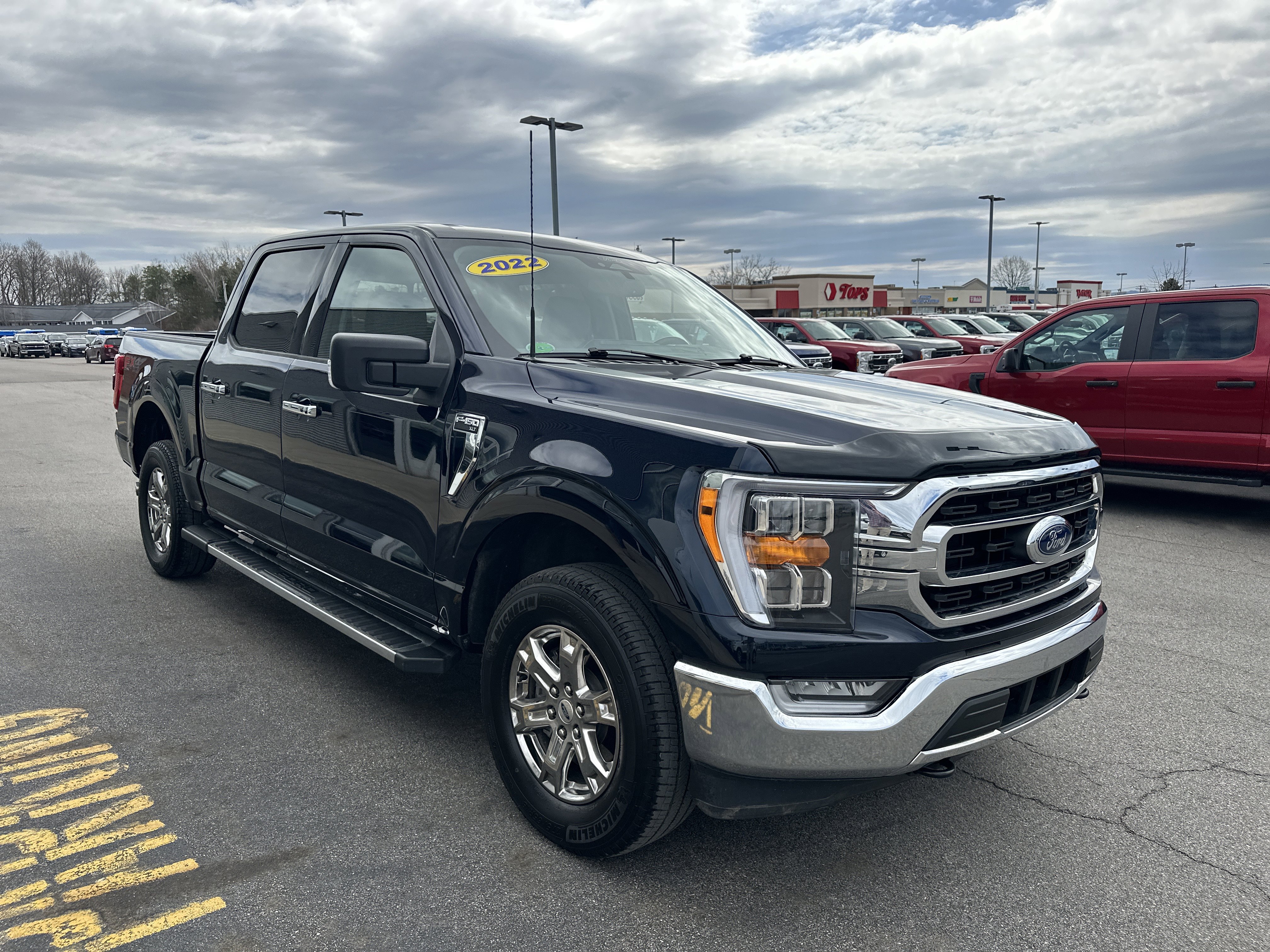 Used 2022 Ford F150 XLT w/ Equipment Group 302A High AWD/4WD image 16