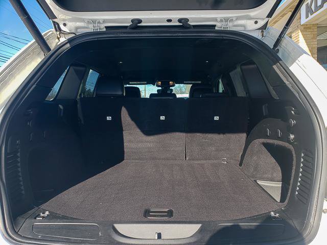 Used 2020 Jeep Grand Cherokee Altitude image 23