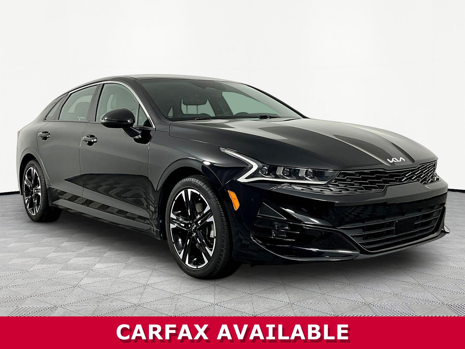 Used 2024 Kia K5 GT-Line w/ GT-Line Premium Package FWD image 3