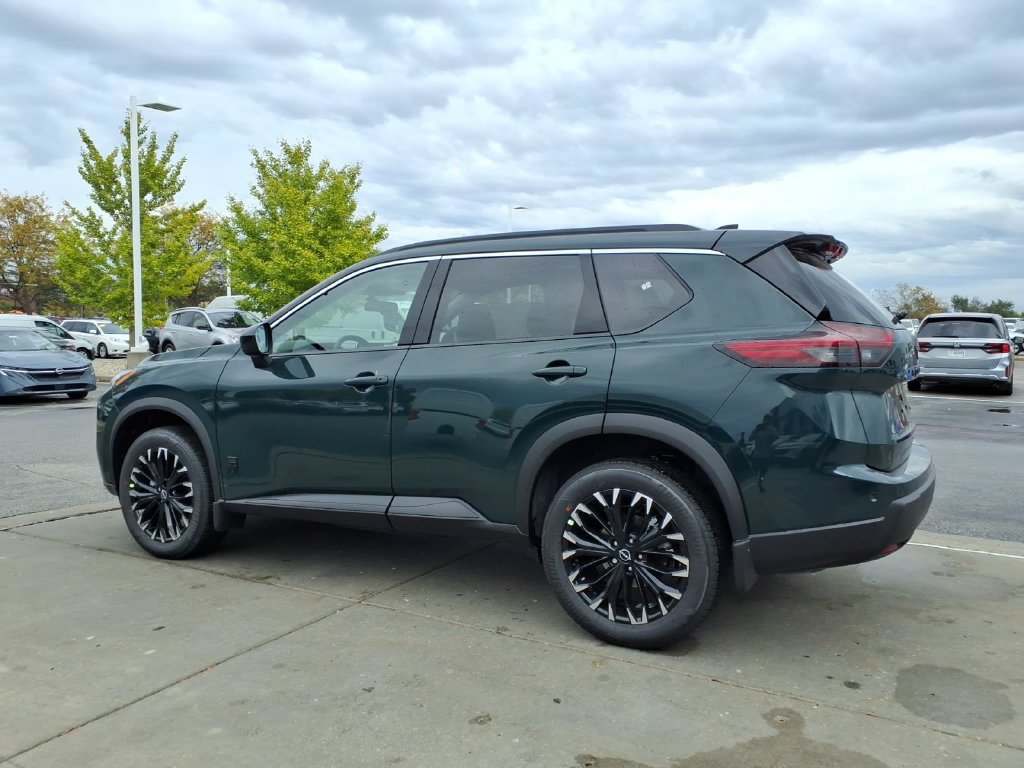New 2027 Nissan Rogue Dark Armor AWD/4WD image 5