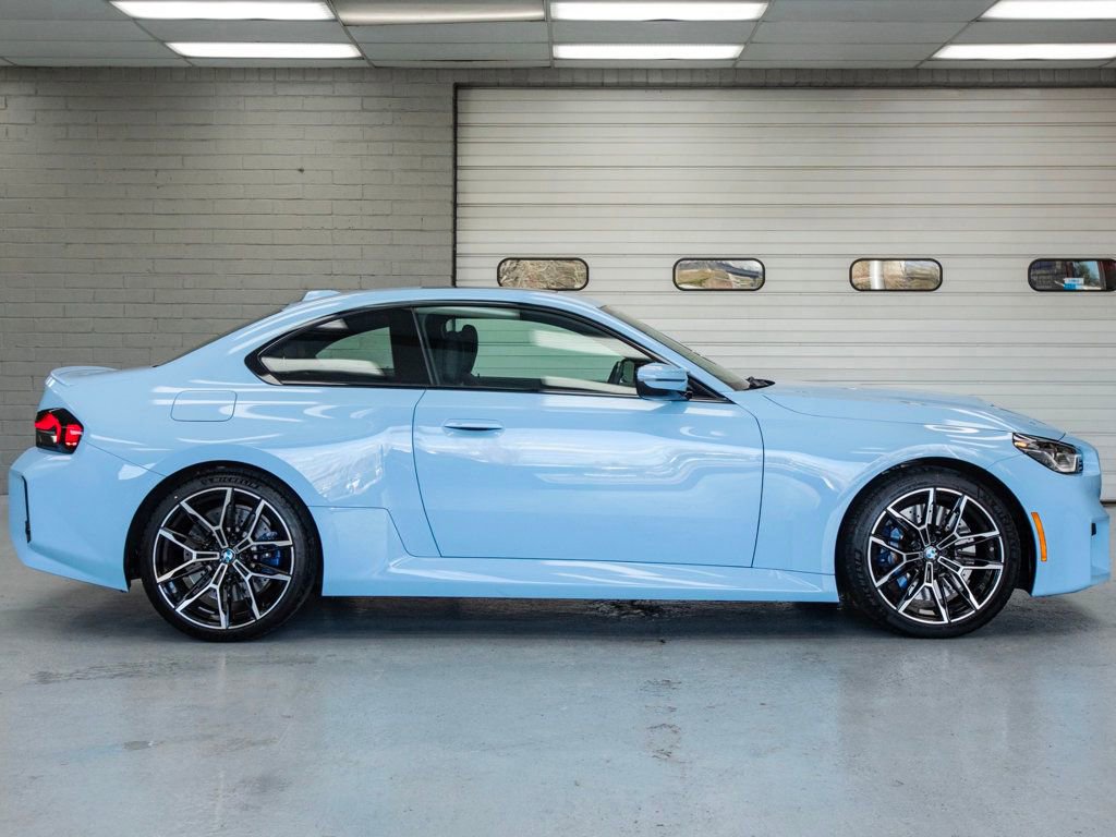 Used 2023 BMW M2 w/ Lighting Package RWD image 3