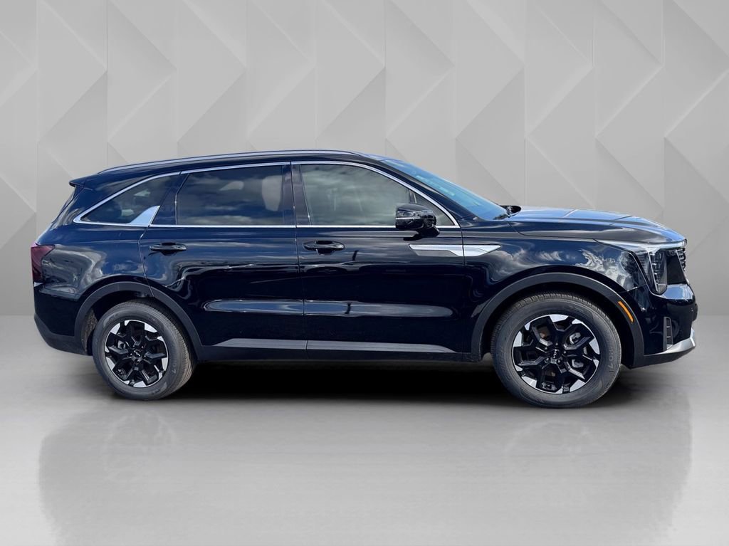 New 2026 Kia Sorento S image 4