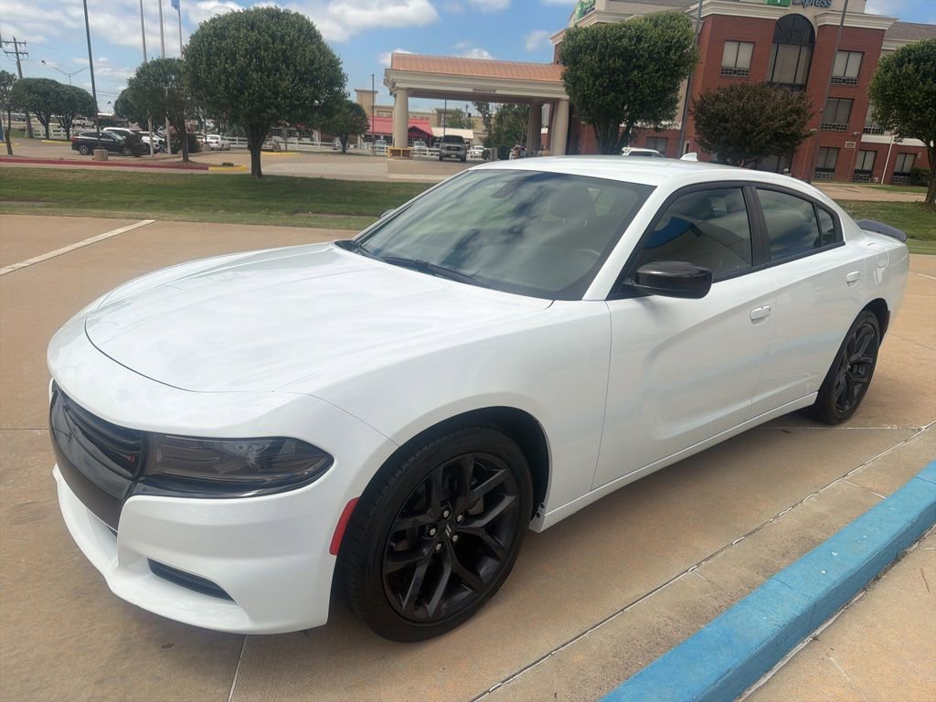 Used 2023 Dodge Charger SXT w/ Blacktop Package RWD image 4