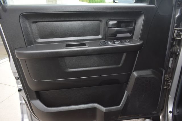 Used 2019 RAM 1500 Express w/ Wheel & Sound Group AWD/4WD image 16