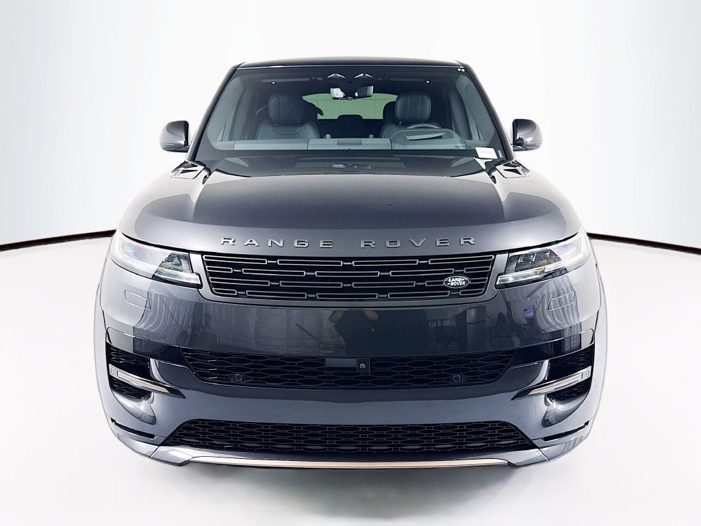 New 2026 Land Rover Range Rover Sport Dynamic SE AWD/4WD image 2
