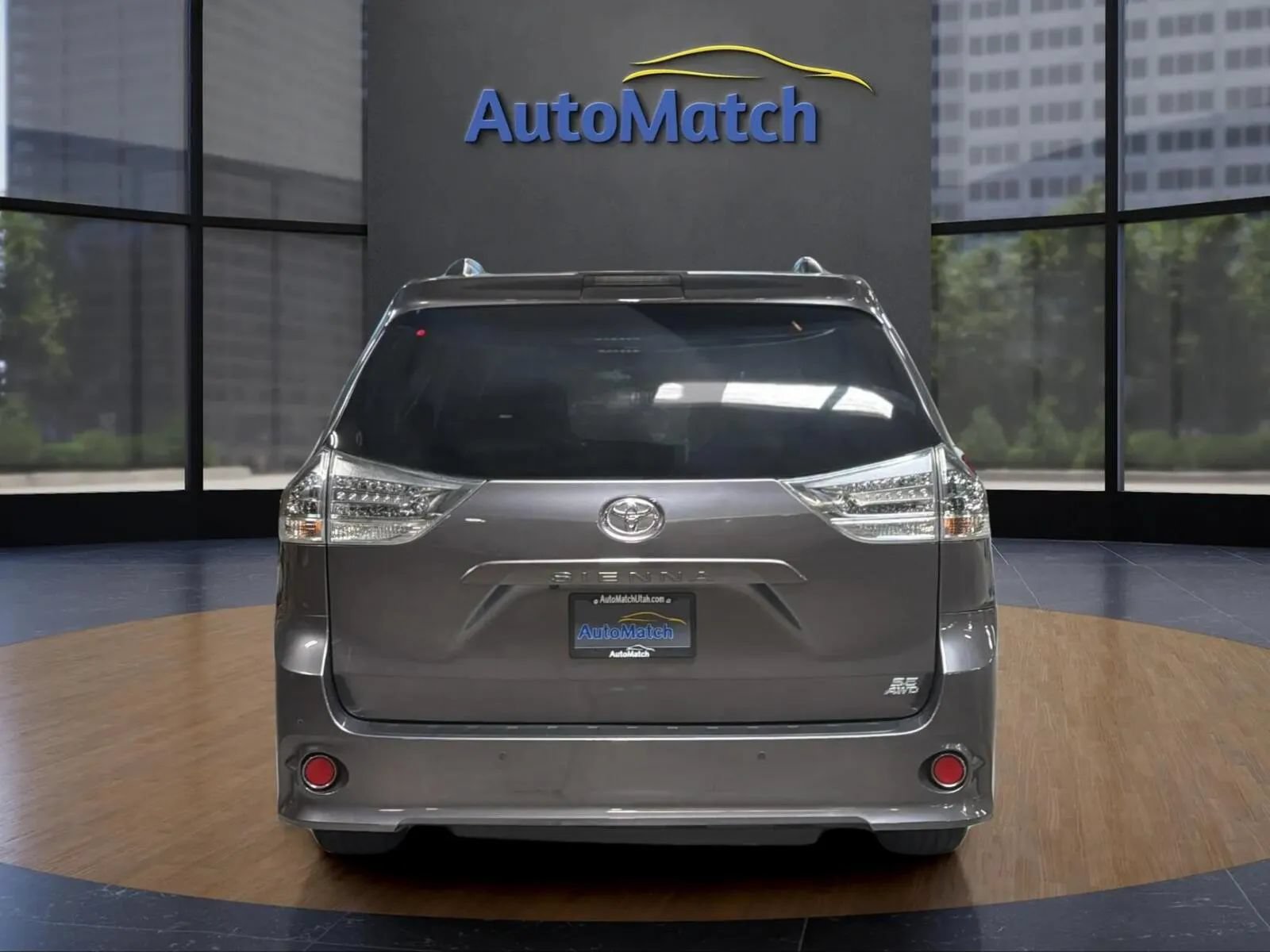 Used 2020 Toyota Sienna SE Premium AWD/4WD image 10