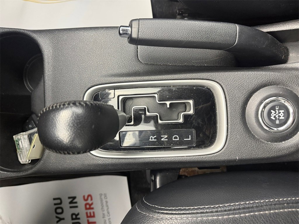 Used 2016 Mitsubishi Outlander GT image 20