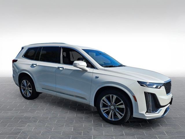 Certified 2023 Cadillac XT6 Premium Luxury AWD/4WD image 3