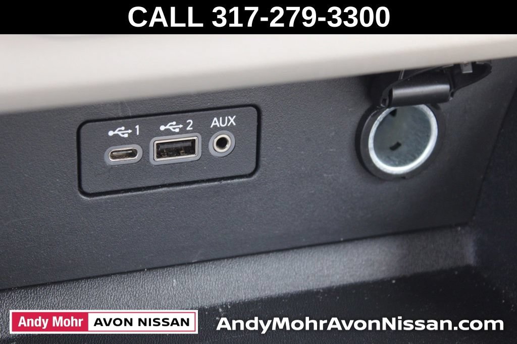 Used 2025 Nissan Altima 2.5 SV FWD image 37