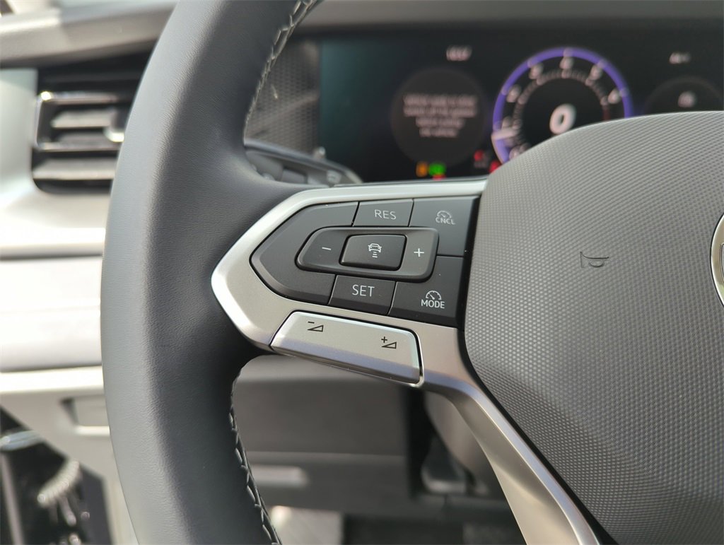 New 2026 Volkswagen Tiguan SE image 41