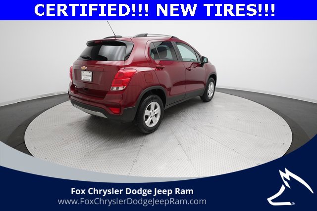 Used 2022 Chevrolet Trax LT w/ LT Convenience Package image 35