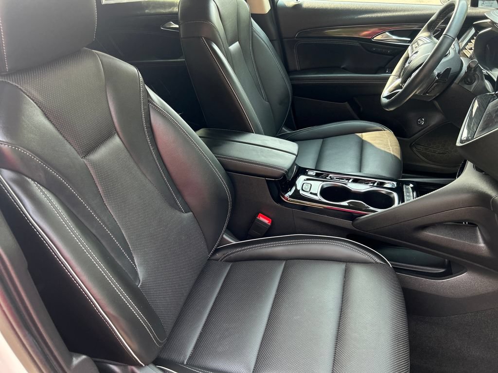 Used 2023 Buick Envision Essence FWD image 13