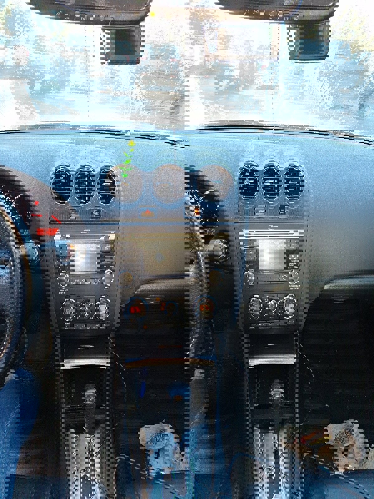 Used 2010 Nissan Altima 2.5 SL w/ SL Pkg image 11