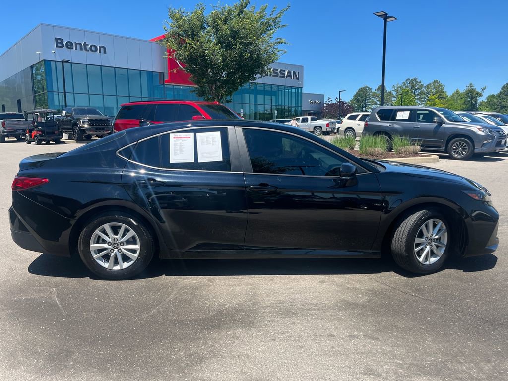 Used 2025 Toyota Camry LE w/ Convenience Package FWD image 2