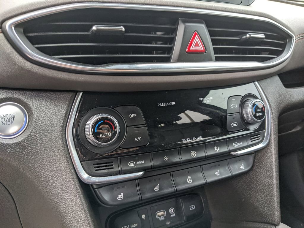 Used 2020 Hyundai Santa Fe Limited image 22