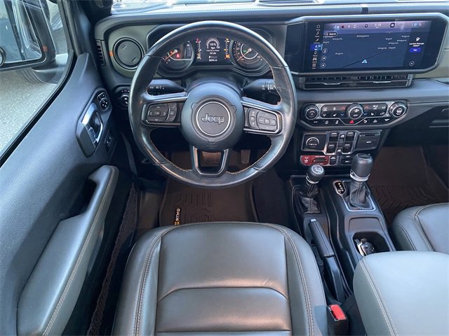 Used 2024 Jeep Gladiator Mojave image 11